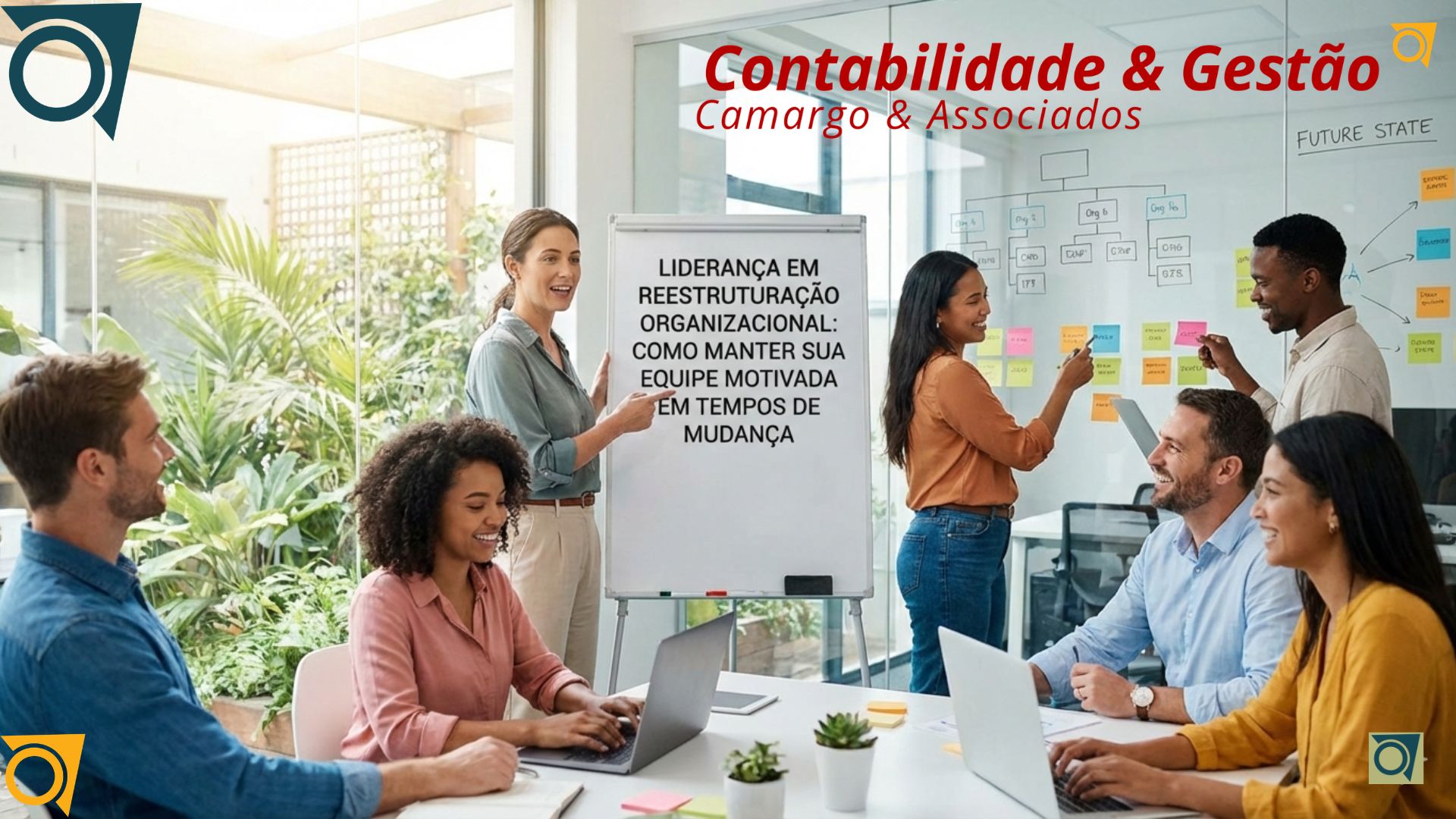 Equipe de negócios discutindo estratégias